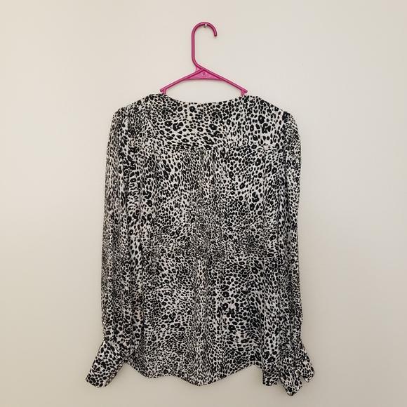 CT234 BCBGMAXAZRIA ANIMAL PRINT LONG SLEEVE BLOUSE SM - Picture 2 of 5
